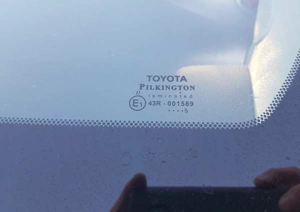 Toyota Yaris cena 38300 przebieg: 123000, rok produkcji 2015 z Chodzież małe 211